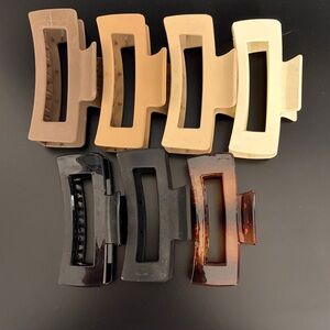 Set of 7 Hair Claw Clips in Neutral Tones
